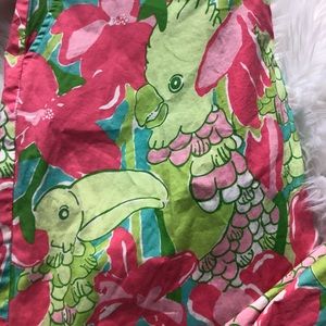 Lilly Pulitzer Pants - Lilly Pulitzer size 6 Birdie print Pants Lilly Pulitzer Pants - Lilly Pulitzer size 6 Birdie print Pants